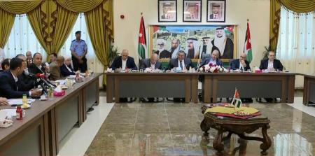 فريق وزاري يلتقي مسؤولين تنفيذيين في الكرك