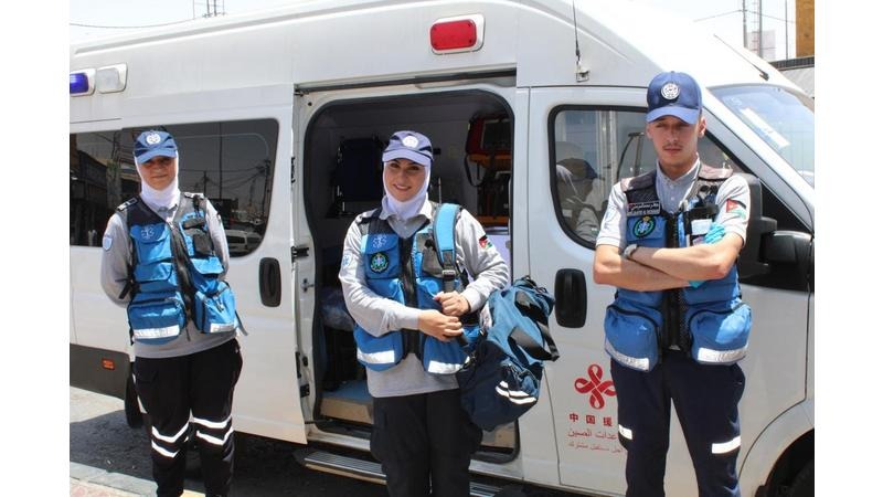 دفاع مدني الزرقاء ينشر نقاط إسعاف متقدمة داخل الأسواق والمجمعات