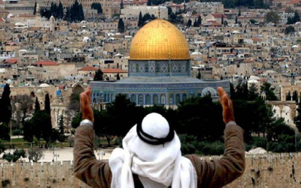 عين على القدس يناقش خطط تهويد حي الشيخ جراح و تاريخ الاحتلال الإجرامي