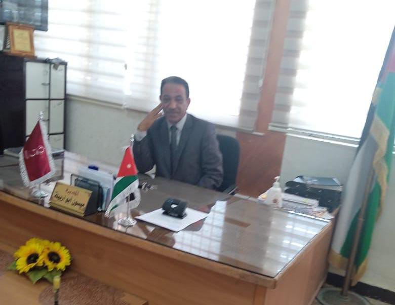 الزبن  يتفقد جاهزية قاعات الثانوية العامة في لواء الجيزة