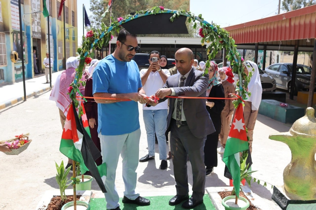 الشديفات يرعى افتتاح سنبلة في مدرسة صفية