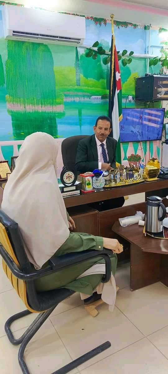 العبيدات يتابع جولاته التفقدية في مدارس لواء الموقر...صور