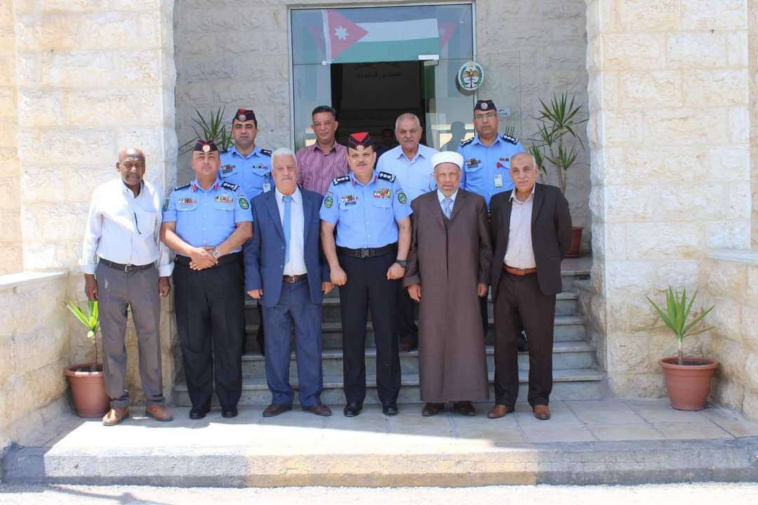 العقيـد الزوايدة يلتقي عـدداً مـن متقاعـدي الأمـن العـام في غرب اربد