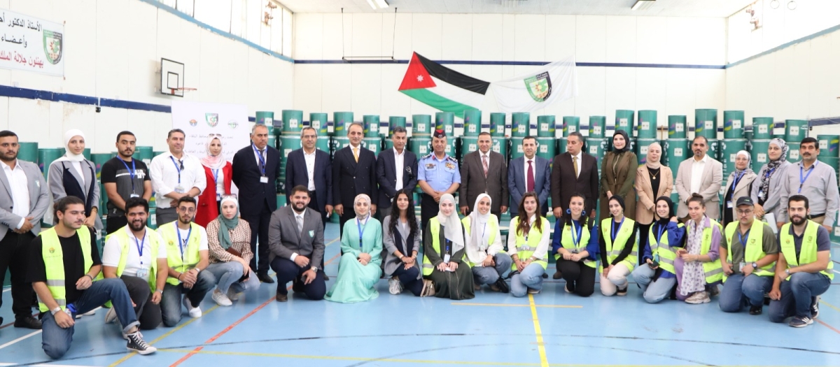 محافظ البلقاء يرعى ندوة عن الإدارة المتكاملة للنفايات الصلبة وإطلاق مبادرة ( اجعل الورق يدور ) في جامعة البلقاء التطبيقية