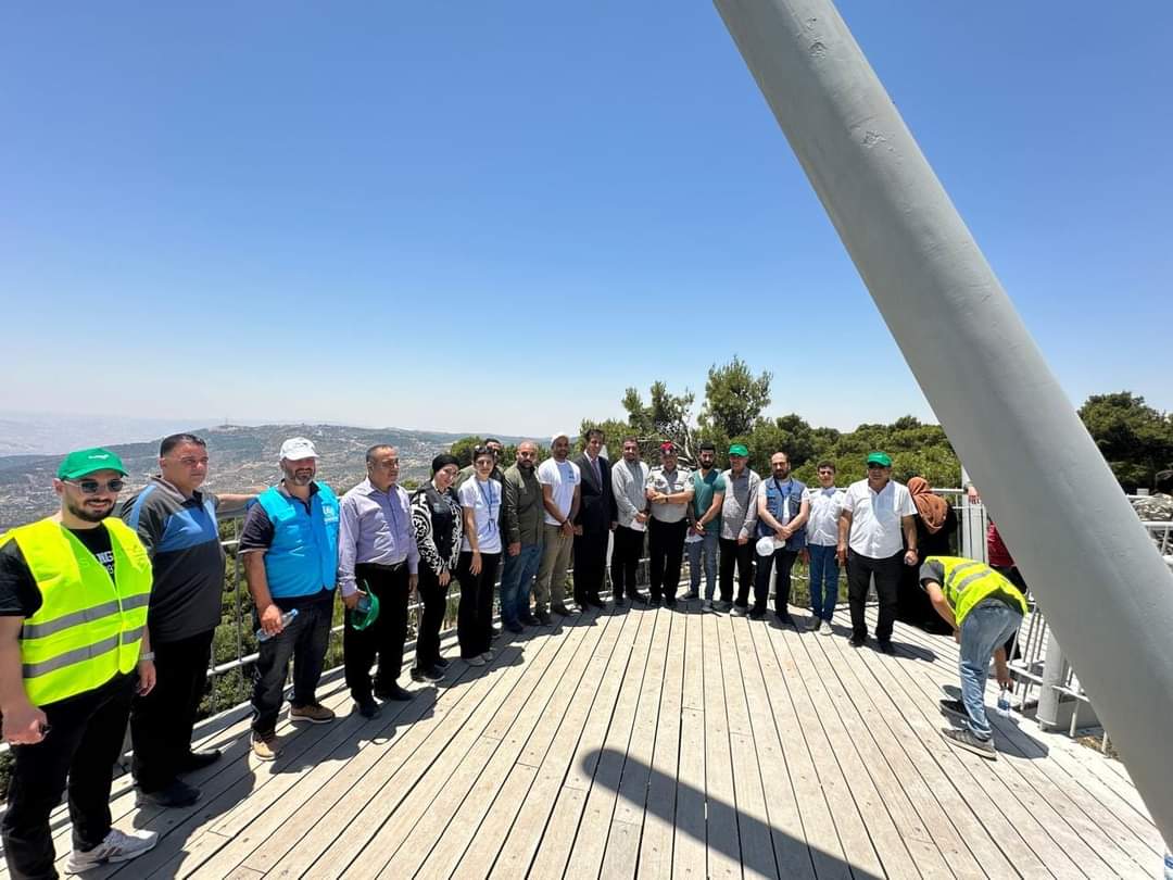 جرش ..مركز الأميرة بسمة (جهد) تنظم حملة نظافة في منطقة محمية المأوى