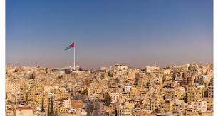 استمرار تأثير الكتلة الجافة والحارة اليوم وغدًا وبدء تراجعها  السبت