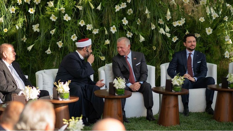 بحضور الملك وولي العهد .. جاهة لطلب الأميرة عائشة بنت فيصل لـ كريم يزيد المفتي_صور