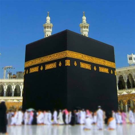 كسوة الكعبة المشرفة مطرز بالذهب والفضة