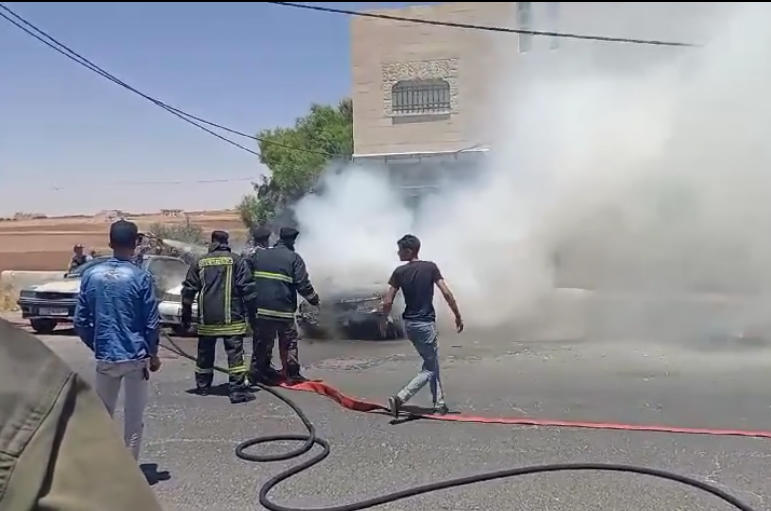 حريق يأتي على مركبات في محل صيانة بالكرك