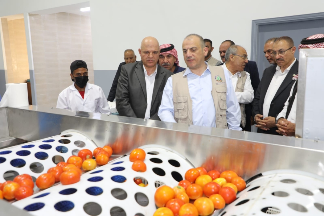 حداد : يفتتح مشغل التعبئة والتدريج والتبريد في بحوث ديرعلا...بمناسبة اليوبيل الفضي لتولي جلالة الملك عبدالله الثاني ابن الحسين سلطاته الدستورية