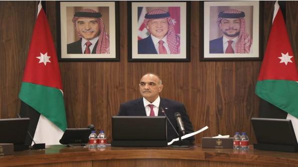الخصاونة يهنئ الملك باليوبيل الفضي لتسلم جلالته سلطاته الدستورية