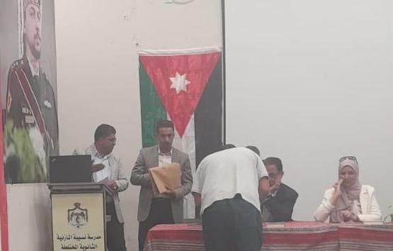 السكارنة يجتمع مع رؤساء قاعات الثانوية العامة