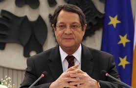 الرئيس القبرصي يصل إلى عمان