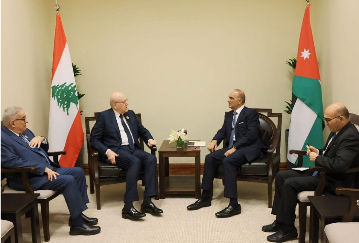 رئيس الوزراء يعقد لقاءين مع رئيسي الوزراء المغربي واللبناني