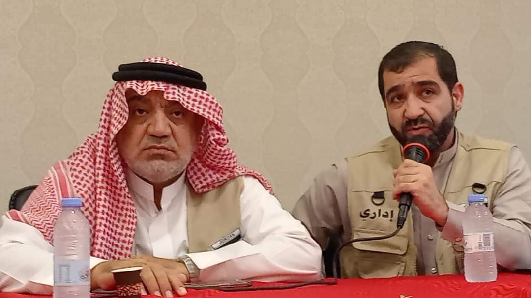 الخلايلة يزور حُجاج عرب 48 في مكة  ...صور .
