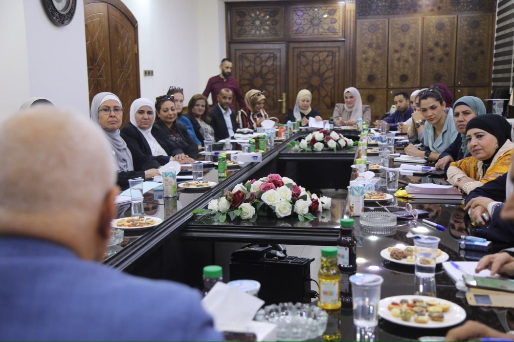 جلسة نقاشية في مدينة السلط حول مشاركة المرأة في الحياة السياسية والحزبية...صور