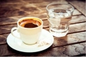 اليكم فوائد شرب الماء بعد القهوة