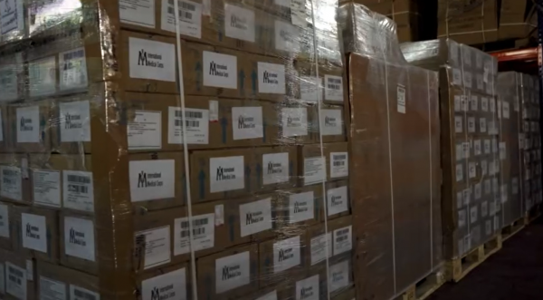 الأردن يجهز 70 شاحنة مواد إغاثية وغذائية لأهل غزة