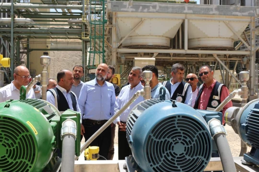 وزير الطاقة ورئيس هيئة الطاقة يتفقدان مركز المراقبة والطوارئ ومحطة السمرا لتوليد الكهرباء