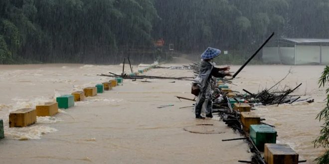 مصرع شخصين جراء هطل الأمطار الغزيرة شرق الصين