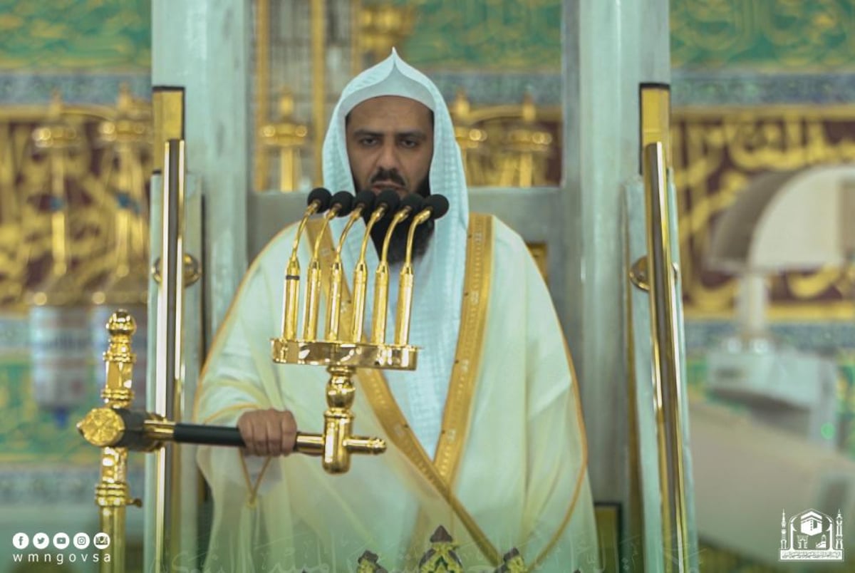 إمام المسجد النبوي: ذكر الله هو حياة القلوب ونعيمها وقوتها