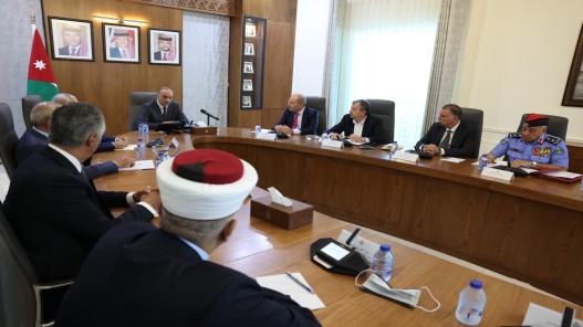 الخصاونة يوجه بتقديم معلومات تحتاجها النيابة العامة في تحقيقها بوفاة حجاج