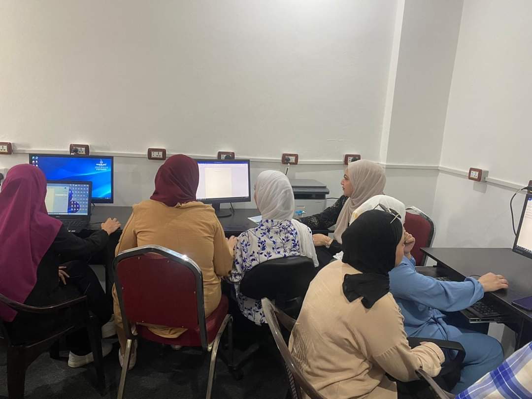 إنطلاق دورة أساسيات الحاسوب في مركز شباب وشابات سهل حوران.