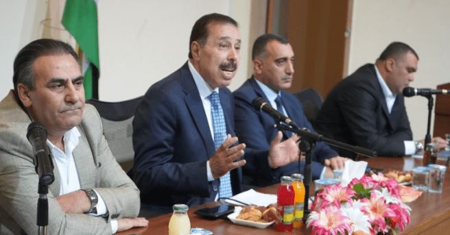 عضو المجلس السياسي في حزب إرادة د. تيسير النعيمي يحاور طلبة آل البيت..