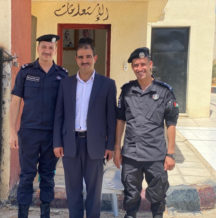 السكارنة يتفقد قاعات الثانوية العامة لليوم الثاني في لواء الجيزة ...صور