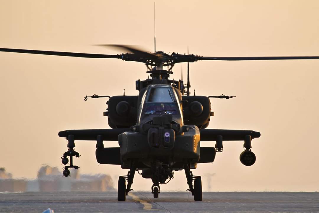 المروحية الامريكية بوينج إيه إتش 64 أباتشي  Boeing AH64 Apache