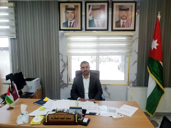 السكارنة يناقش خطة الارتقاء بمستوى طالبات مدرسة أرينبة الغربية الثانوية المختلطة في برنامج Btec