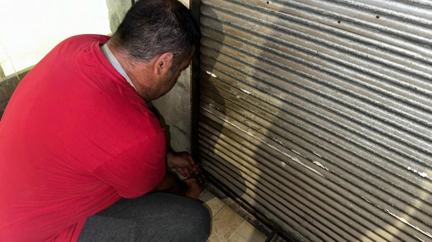 إغلاق محلات تجارية لعدم تجديد ترخيصها في اربد