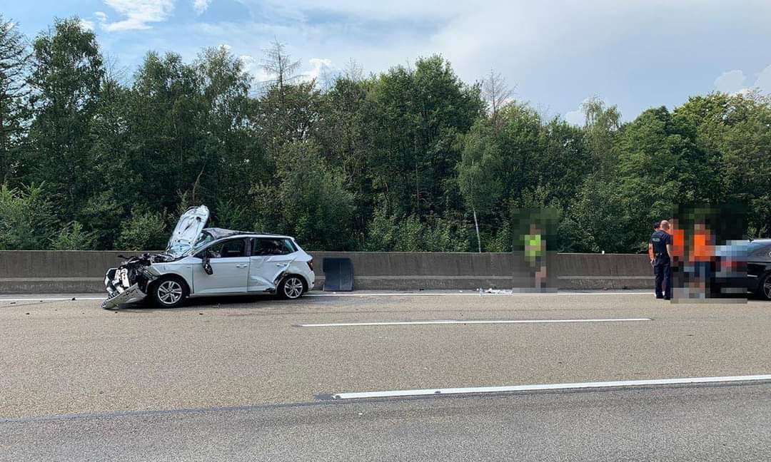 ام تروي الحكاية:  المسافة بين الموت والحياة