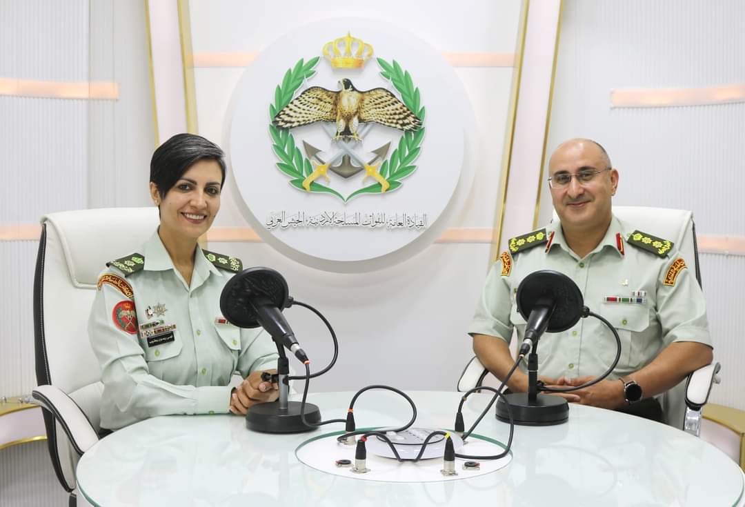إذاعة الجيش العربي تستضيف العقيد الطبيب طارق هاني سمارنه