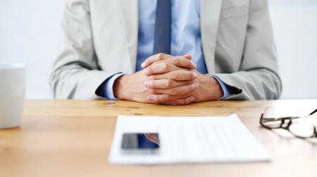 الصبيحي: لماذا يجب شمول موظفي القطاع العام بتأمين التعطل عن العمل؟