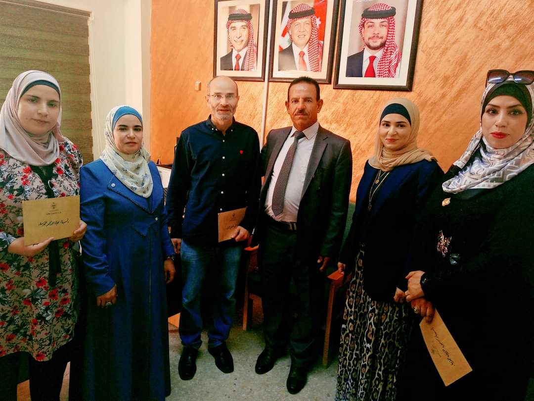 مدير تربية لواء الموقر يكرم العاملين في الثانوية العامة ...صور