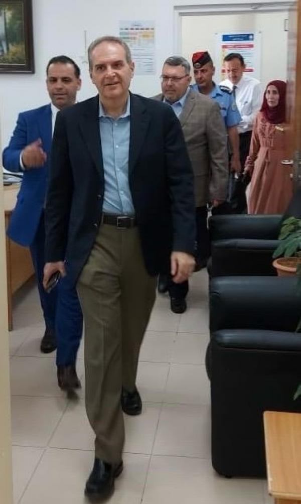 الهواري يطّلع على واقع الخدمات الصحية في مستشفى الكرك الحكومي