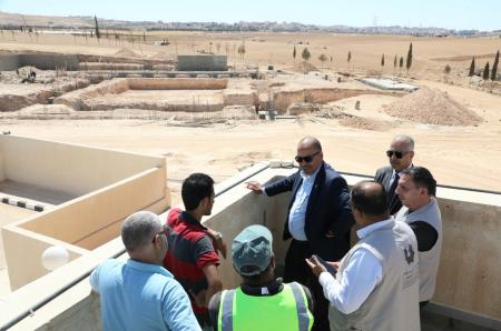 الجبور يتفقد المرافق الشبابية والرياضية في الكرك