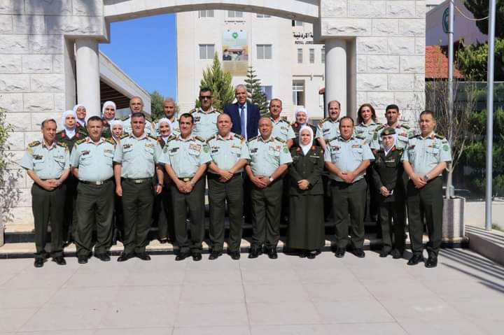 إختتام فعاليات برنامج التأهيل القيادي والإداري للأطباء في كلية الدفاع الوطني الملكية الأردنية
