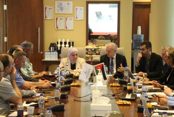 التهتموني تطلع على منجزات مطار الملكة علياء والجهود المبذولة في تطوير وتحسين الخدمات فيه