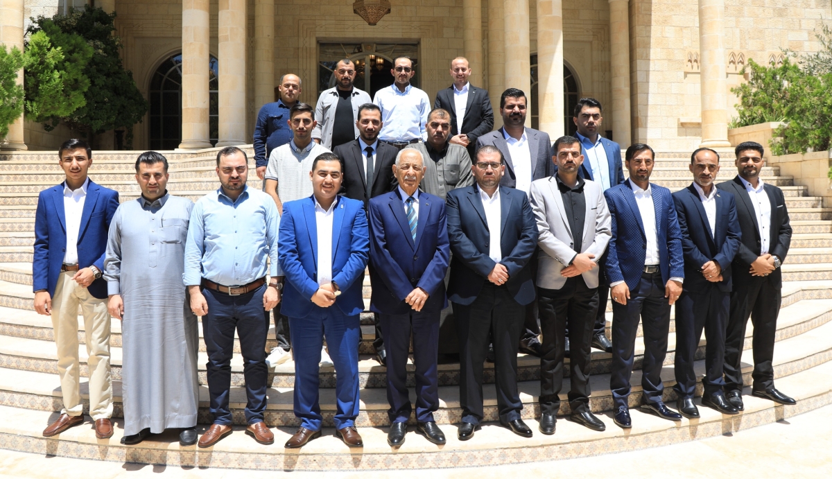 رئيس الديوان الملكي يلتقي وفدا شبابيا من عشائر الكريشان....صور