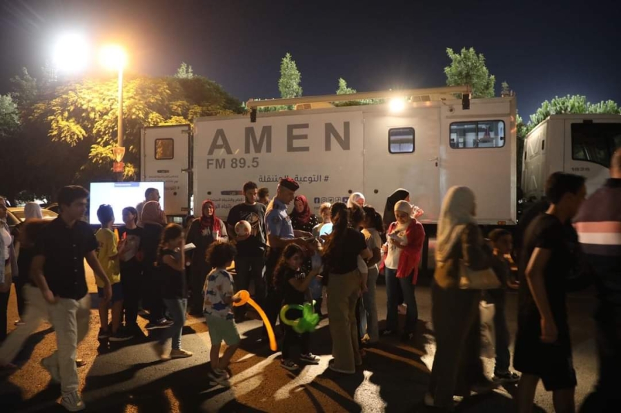 محطة التوعية المتنقلة التابعة للأمن العام تصل إربد