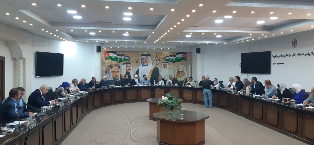 مجلس محافظة إربد يوافق على المساهمة بمبلغ 30 ألف دينار لمشروع تأهيل كراج اصطفاف المركبات في مستشفى اليرموك الحكومي