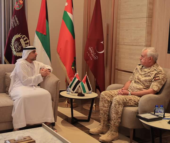 اللواء الركن الحنيطي يستقبل عددًا من السفراء المعتمدين لدى المملكة_صور