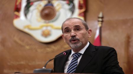 الصفدي يبحث في الدوحة وقف العدوان على غزة