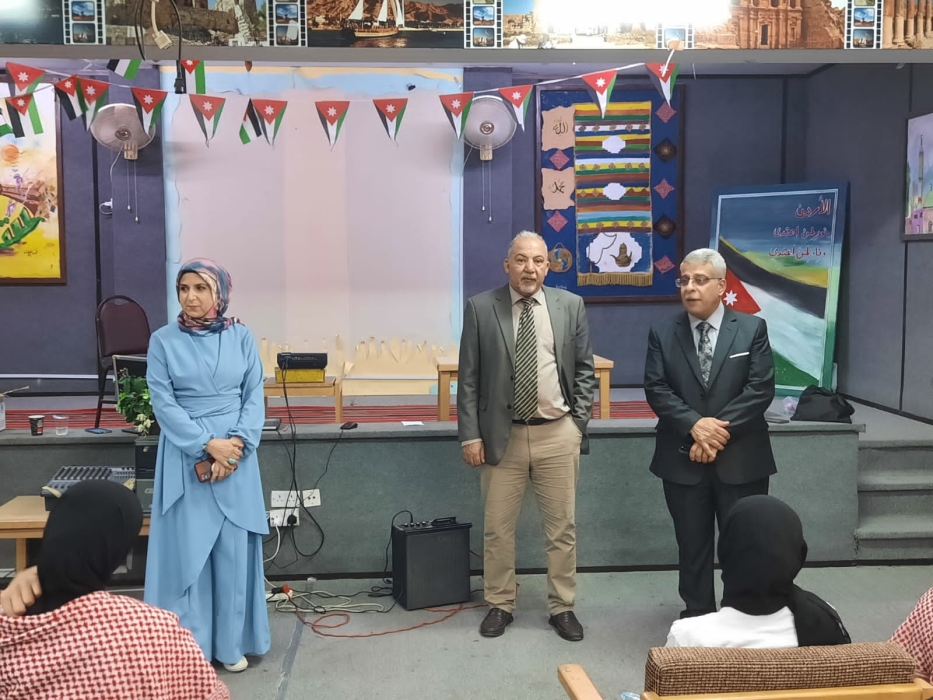 الخصاونه يتابع سير فعاليات البرامج الصيفية في تربية الطيبة والوسطية ...صور