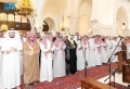السعودية : نائب أمير الرياض يؤدّي صلاة الميت على محمد بن حمد العيسى