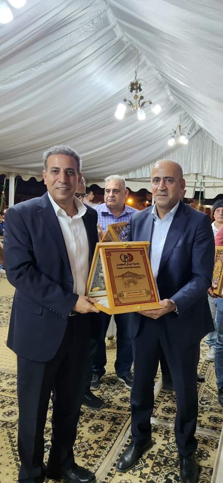 العتوم يكرم محافظ جرش وعدداً من كبار ضباط الاجهزه الامنيه ...صور