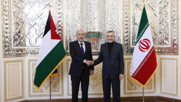 الصفدي من طهران : أنا هنا اليوم للتشاور حول التصعيد الخطير الذي تشهده المنطقة