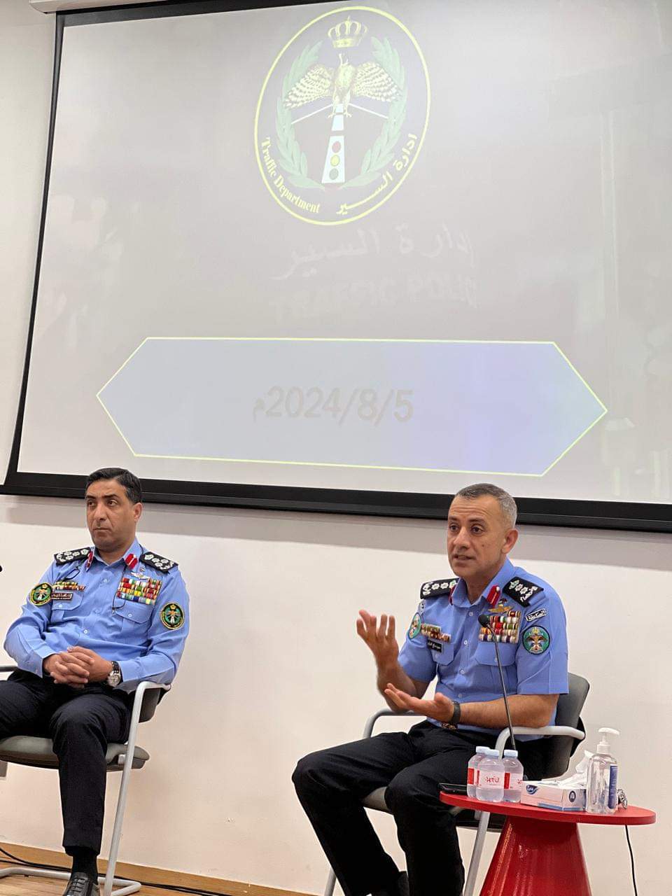 ندوة توعوية مرورية في جامعة الحسين التقنية